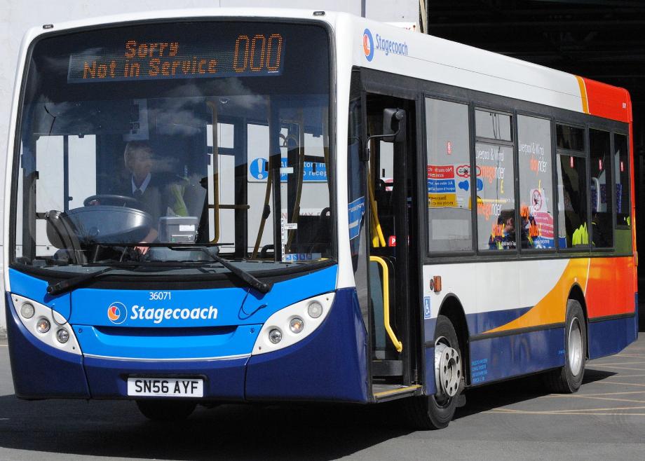 Alexander Dennis Enviro200
