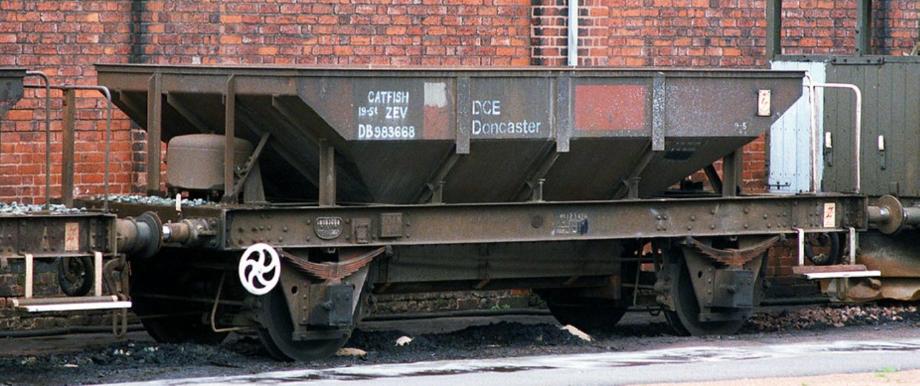 ZEV DB983668 at Duddeston in May 1985. ©Steve Jones