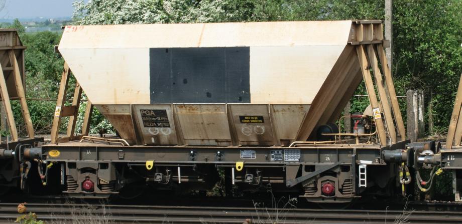 PGA aggregate hopper