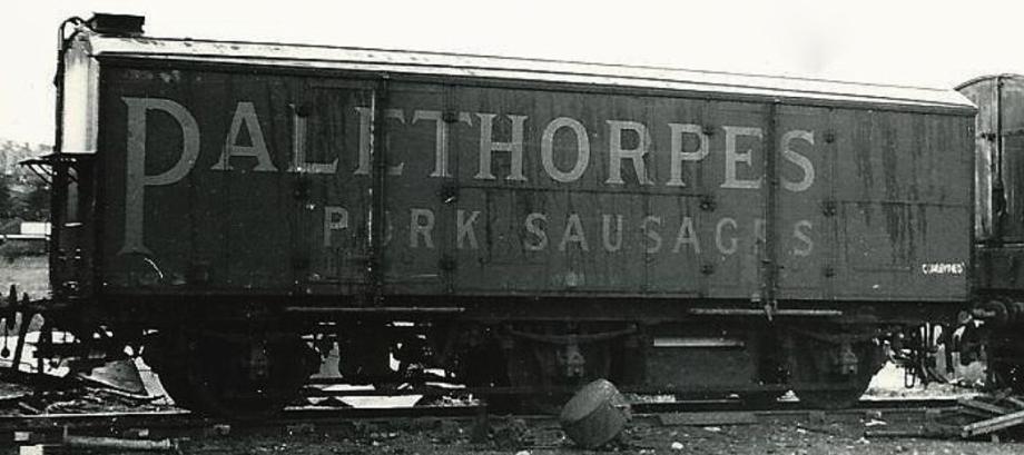 GWR 6 wheel meat van