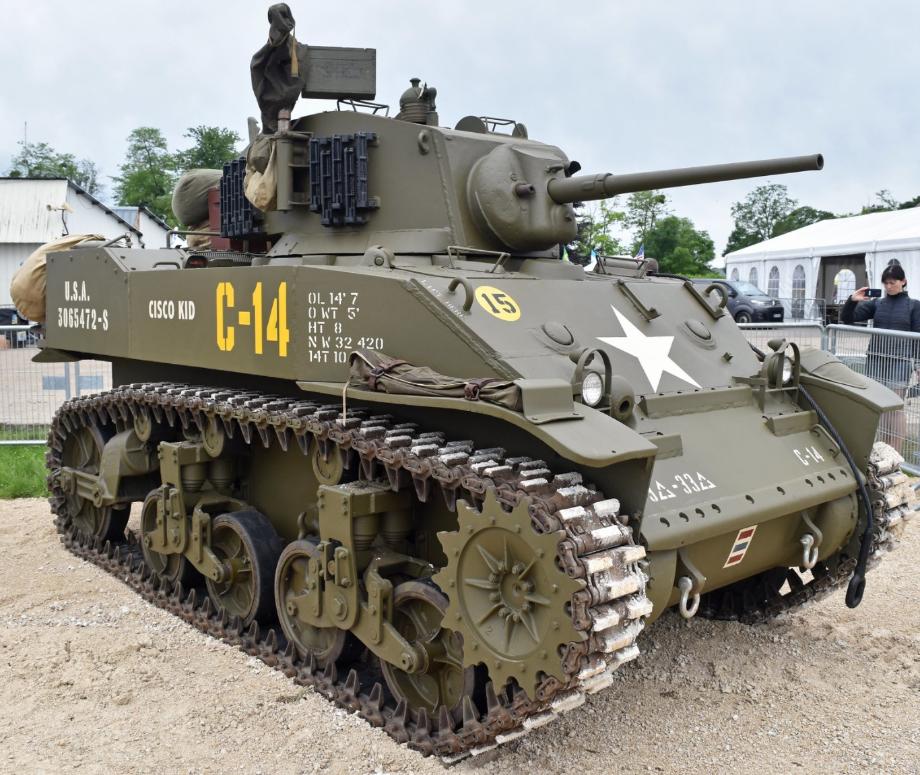M5A1 light tank