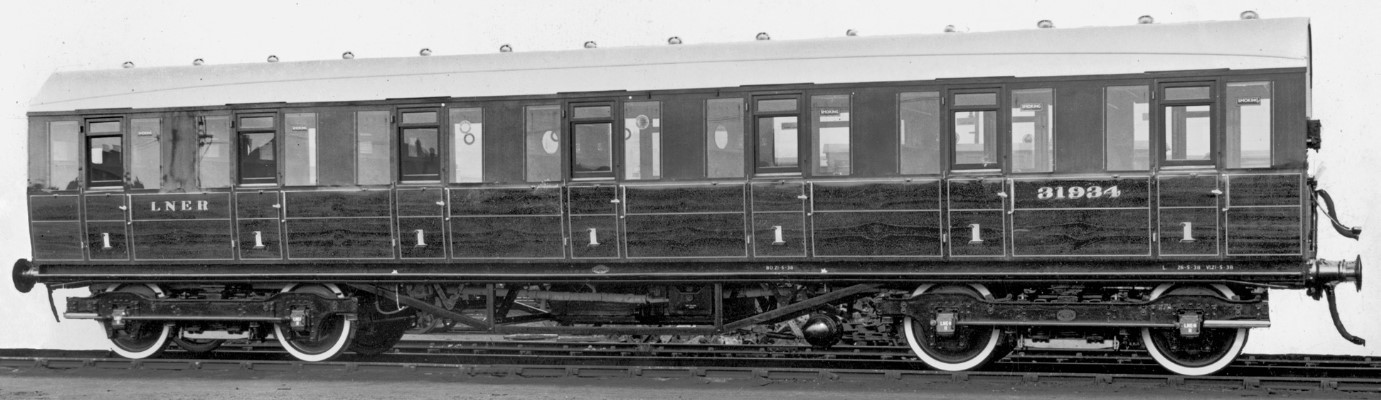 LNER Gresley non-vestibuled suburban