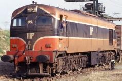 051 at Dublin Wellington Bridge in October 1993. ©Phil Richards