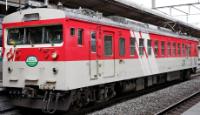 Kumoha 123-1 at Shiojiri Station in May 2008. ©Kei365