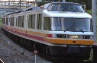Panorama Express Alps unit at Nishi-Kokubunji station. Unknown date. ©spaceaero2