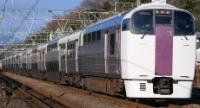 "Shonan Liner" 215  set on the JR Tokaido Main Line in February 2021. ©Maeda Akihiko