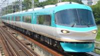 283 series unit at Asaka station in July 2017. ©Maeda Akihiko