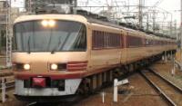 485 series with 481-2000 KuRo cab on a Raicho service in December 2006. ©Tsunosuke