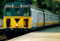 207202 at Hurst Green in April 2002. ©Alzarian16