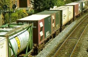 Container flats near Drumcondra in May 1984. ©Albert Bridge